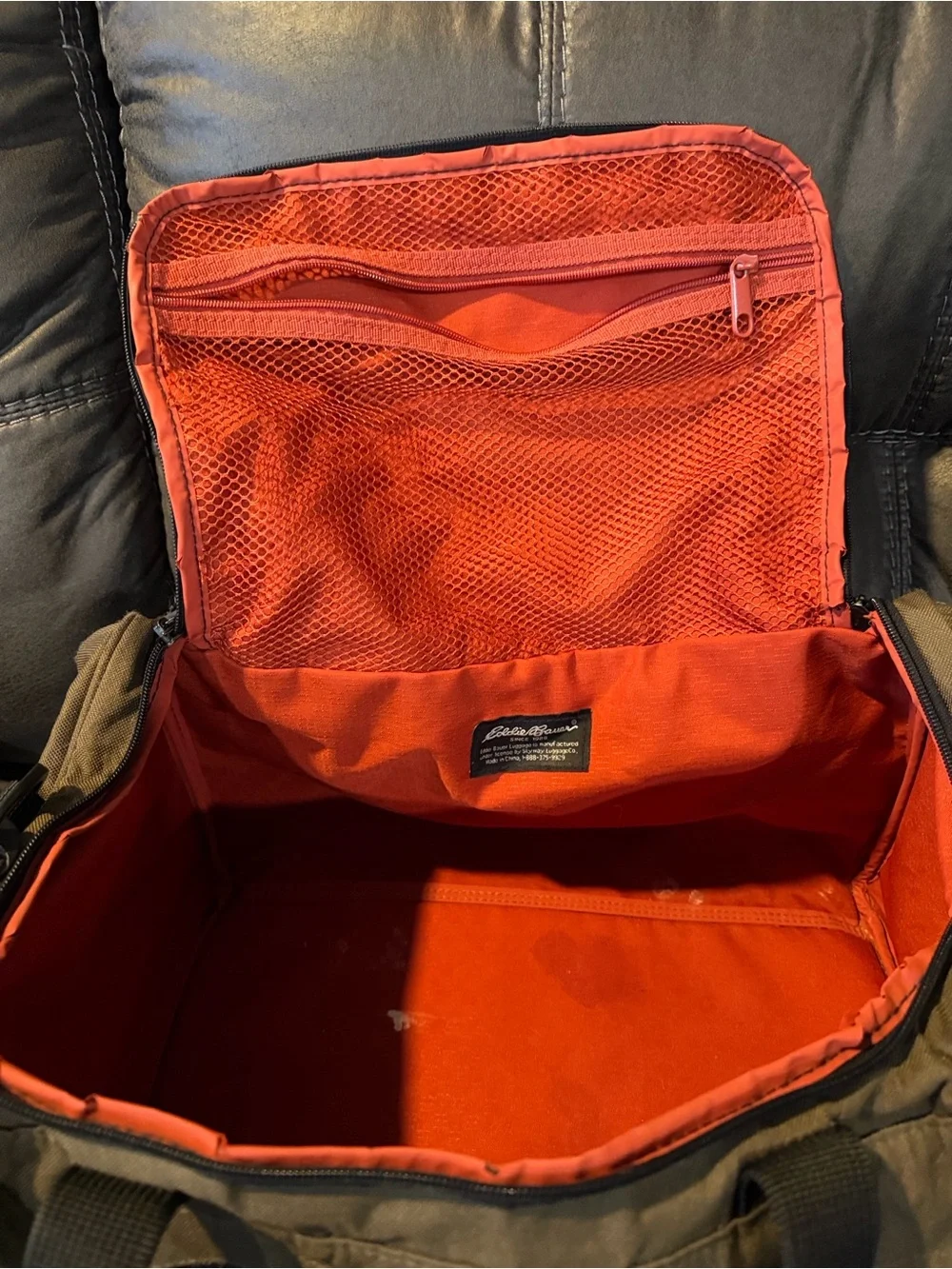 Eddie Bauer Olive Green Men's Duffel with Shoulder Strap